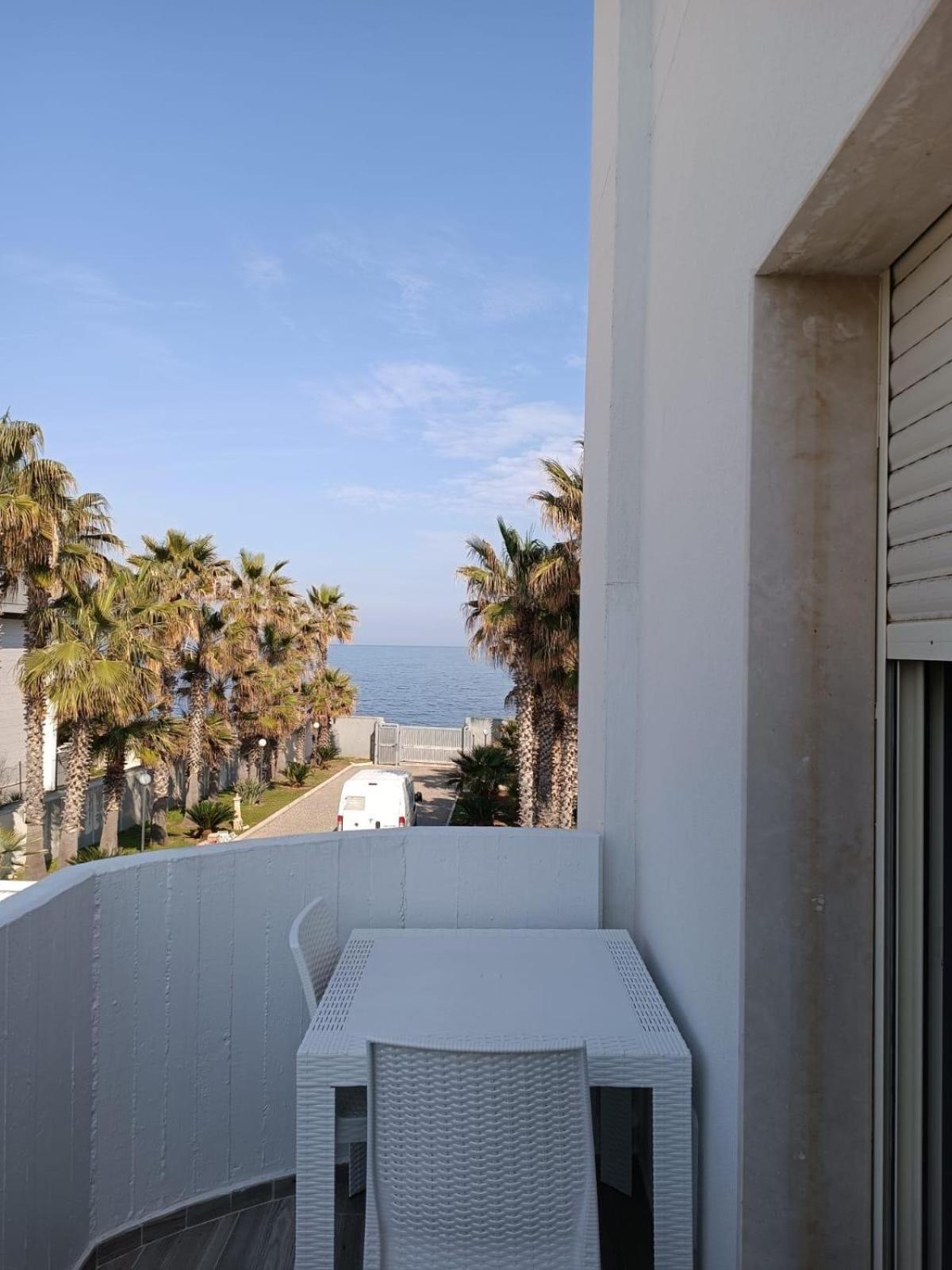 Casa Al Mare Luxury Bed and breakfast